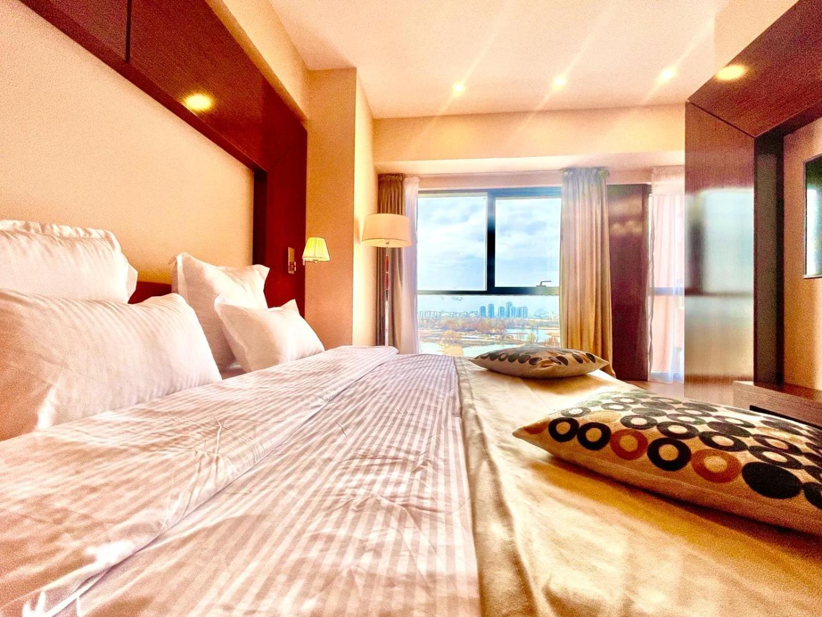 Presidential Luxury Apartments With Amazing View - Yamaluxe Bucarest Exterior foto